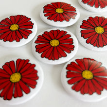 Load image into Gallery viewer, Red Daisy Button